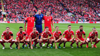 В Уелс не обичат симетрията (СНИМКИ)