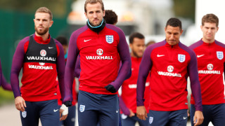 Англия с нов капитан от утре