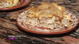 Бети показва как се приготвя баница със заешко