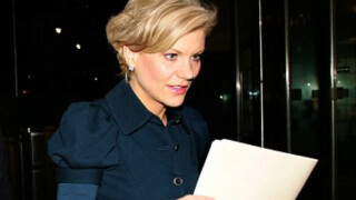 Финансистка дава 300 млн. паунда за 