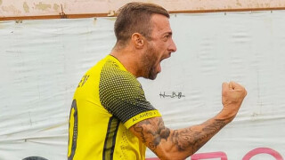 Мартин Тошев отново герой за 