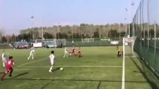 Кристиано-джуниър бележи като баща си (ВИДЕО)