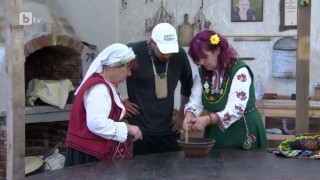 Палавите баби показват как се готви пицикурчи