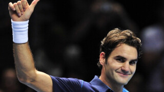 Федерер продължава напред в Париж без игра