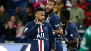 Шампионът ПСЖ разпиля преследвача си (ВИДЕО)