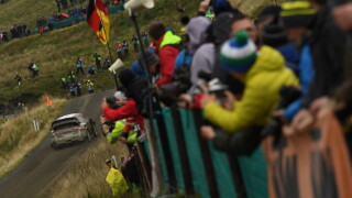 Танак продължава да води. Битката е за второто място