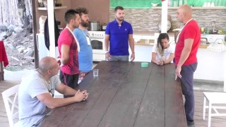 Кой е вторият дуелист в предстоящия дуел в събота вечер?