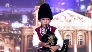 Диян Михалев: Свири на гайда