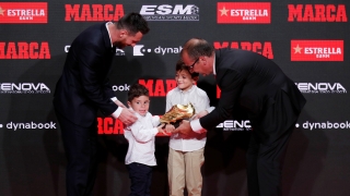 Шоуто на Матео Меси: Дърпане на 