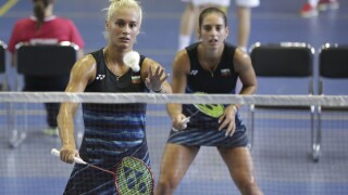 Сестри Стоеви отпаднаха на четвъртфинал в Париж