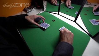 Как се взима официална диплома за илюзионист (ВИДЕО)
