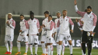 Драма с 24 дузпи класира 