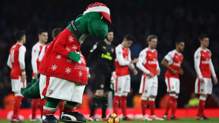 Йозил предложи да плаща заплатата на динозавъра на 