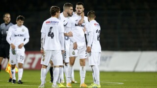 Отложиха два мача на 