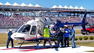 Огнен ад в НАСКАР, пилот едва се спаси