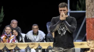 Димитър Господинов - Гуспата напуска 