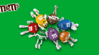 Кой се присъединява към екипа на шоколадовите бонбони M&M’S?