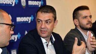 Кашай призна за грешки в ущърб на 