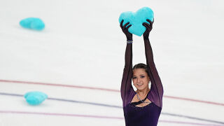 Валиева отново на леда: Външно всичко е наред, но моята история остава в мен (ВИДЕО)