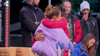 Валерия или Елена напуска 