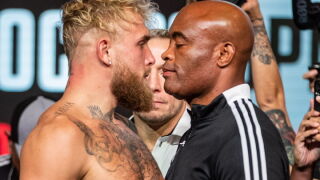 Блогър свали в осмия рунд бивш UFC шампион (ВИДЕО)