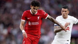 Ливърпул не е единственият губещ: Фен се прости с 11 000 евро заради VAR