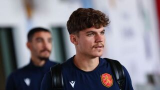 Ситуацията с наш футболен национал, блокиран в Израел, е неясна