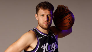 Везенков със 7 точки срещу Лейкърс, Леброн не игра (ВИДЕО)