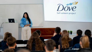 Отбелязахме заедно с Dove Международния ден на момичетата