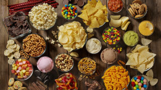 Не можете да НЕ изядете целия пакет чипс, нали? Проблемът не е във вас - ето къде е