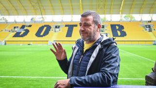 Запорират сметките на Ботев, започва демонтаж на Колежа