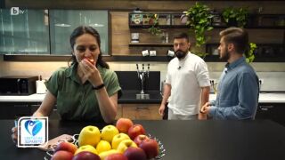 Снимка Спаси живот: Как да постъпим при задавяне?        