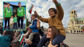 &quot;Мамо, Мони ме погали!&quot;: Как Алекс и Симеон Николови сбъднаха една детска мечта (СНИМКИ)