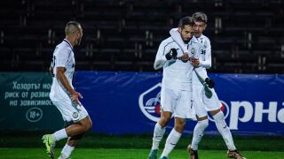 Скандален гол помогна на Славия срещу Локо Сф