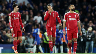 Нов гол в добавеното време - Ливърпул сдаде върха в Англия