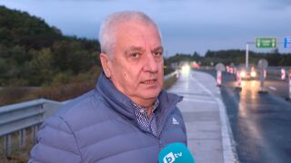Снимка: Спират движението по "Тракия" заради ремонт: Има ли задръствания?