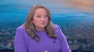 Снимка: Деница Сачева: Кметът на София се лута между пиар стратегията и реалността