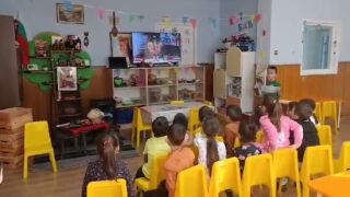 И в детската градина стискат палци за Карлос Насар (ВИДЕО)