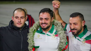 Карлос Насар на родна земя: Мога да вдигна целия свят! (ВИДЕО)