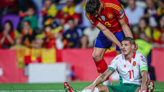 Благодарим за жеста: Учтива Испания ни вкара само 4