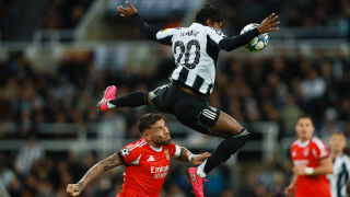 Нюкасъл писа тройка на Моуриньо (ВИДЕО)