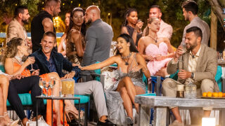 „Все едно е обрала магазин за втора употреба 95-та година“ Бисерите от „Ергенът: Любов в рая“, еп. 38