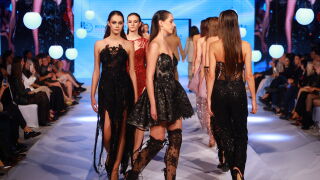 Sofia Fashion Week 2026 завърши с уникална Gala Night: Блясък, пера и флорални мотиви (ВИДЕО)