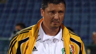 Литекс с първа загуба при Любо Пенев