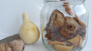 Сушим ябълки и круши 