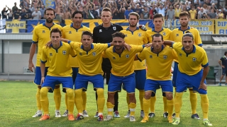 Новият Парма започна с победа в Серия 