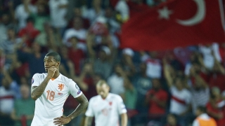 Холандия с поредна издънка, Уелс също разочарова феновете си