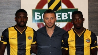 Ботев (Пловдив) привлече нападателите Рахави Кифуети и Жоел Чибамба