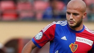 Левски води преговори с национал на Албания