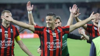 Хатем Бен Арфа с брилянтен гол в стил Марадона (ВИДЕО)